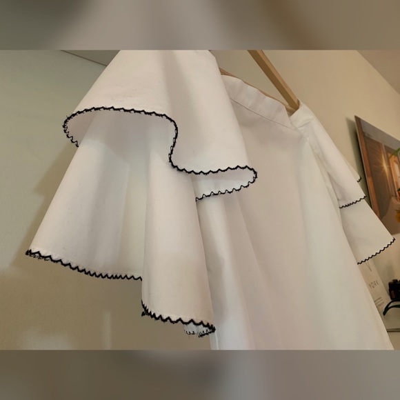 DO+BE White Off-the-Shoulder Short Sleeves Blouse - Picture 3 of 8